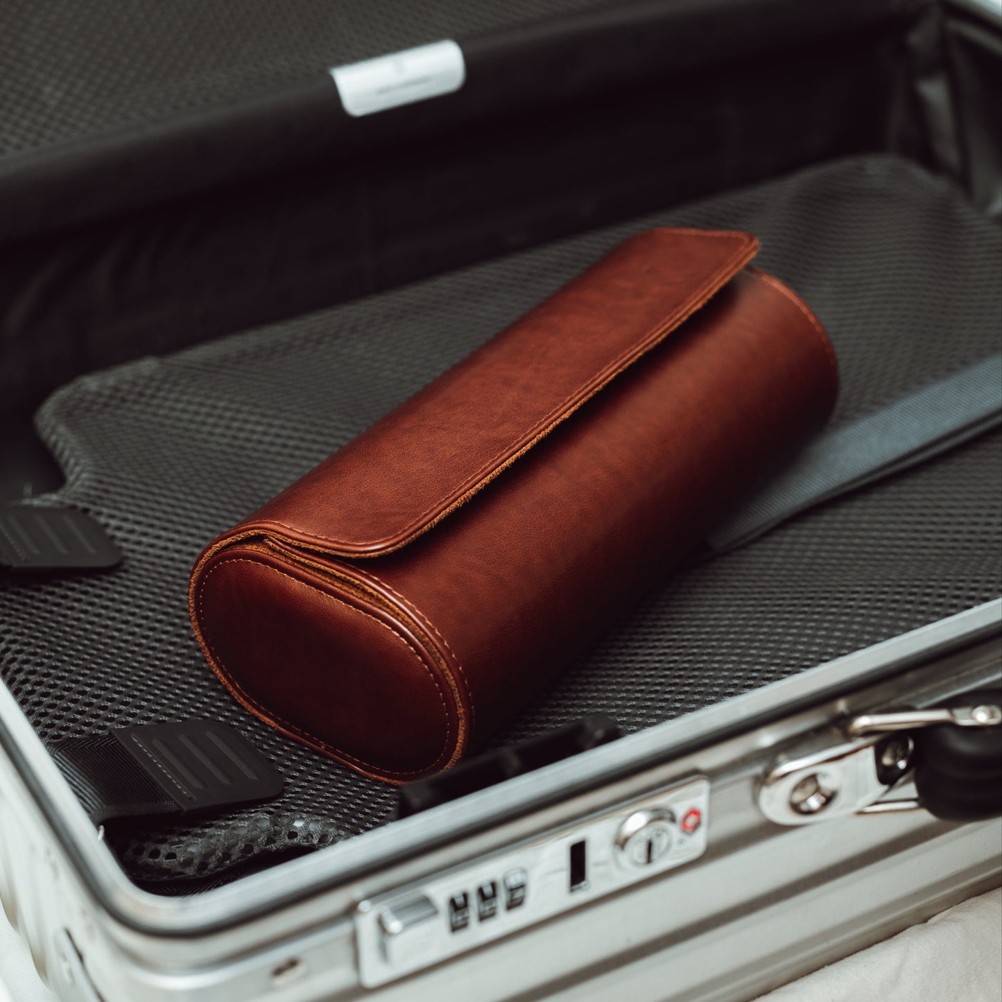 Travel Watch Roll